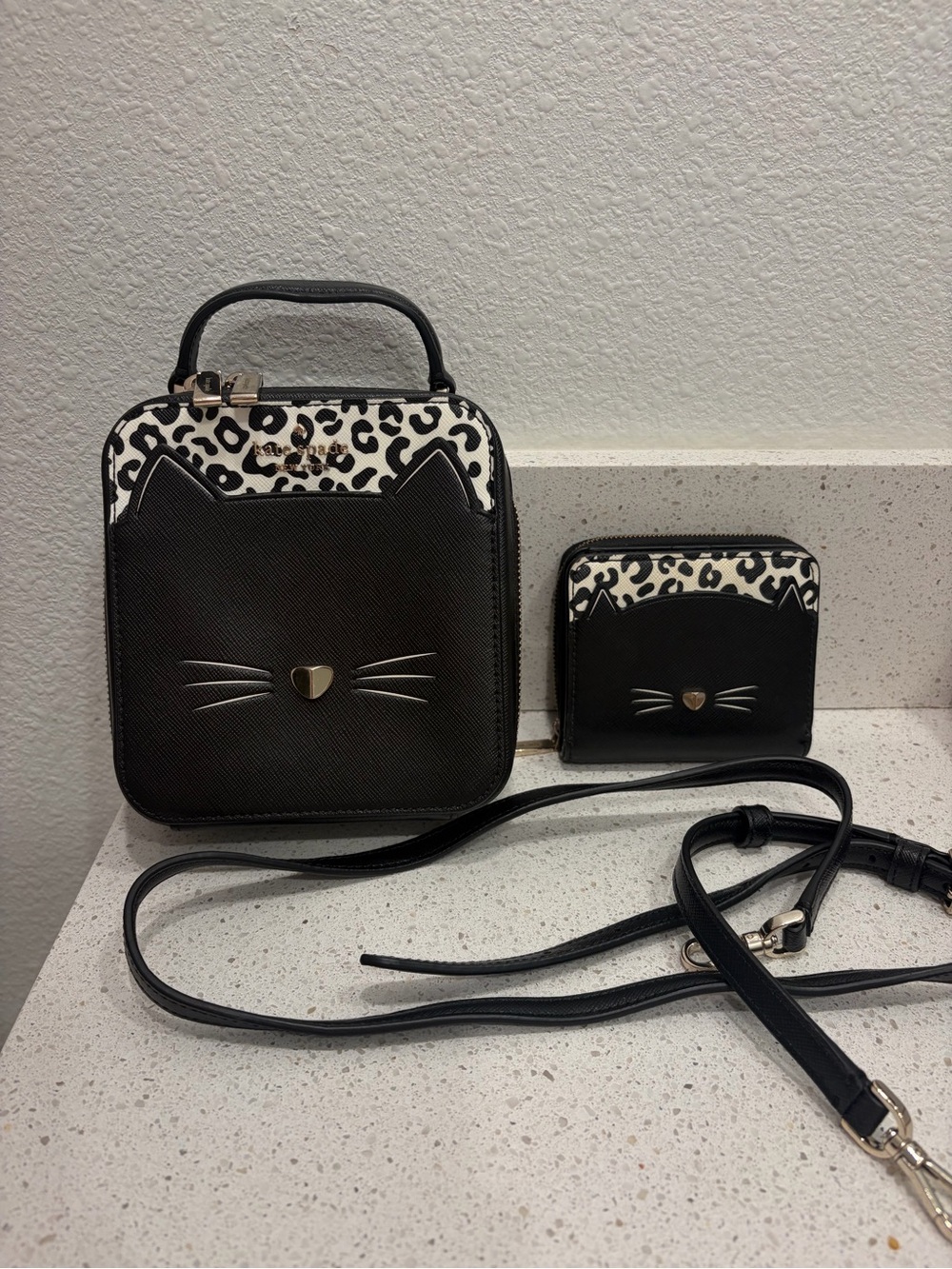 Kate Spade Black Leather Daisy Meow Top Handle Crossbody Bag With Wallet EUC